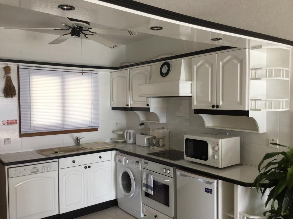 Pissouri Beach Front Apartments Exterior photo